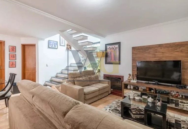 Sobrado com 4 dormitórios à venda, bairro GUAÍRA - CURITIBA - PR
