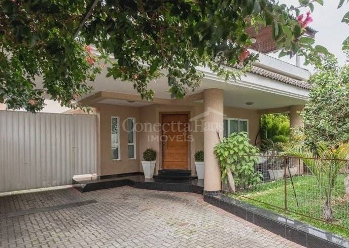 Sobrado com 4 dormitórios à venda, bairro GUAÍRA - CURITIBA - PR