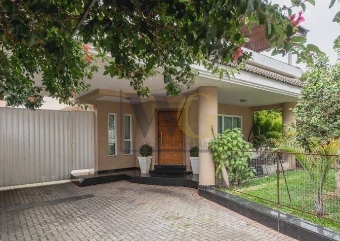 Sobrado com 4 dormitórios à venda, bairro GUAÍRA - CURITIBA - PR