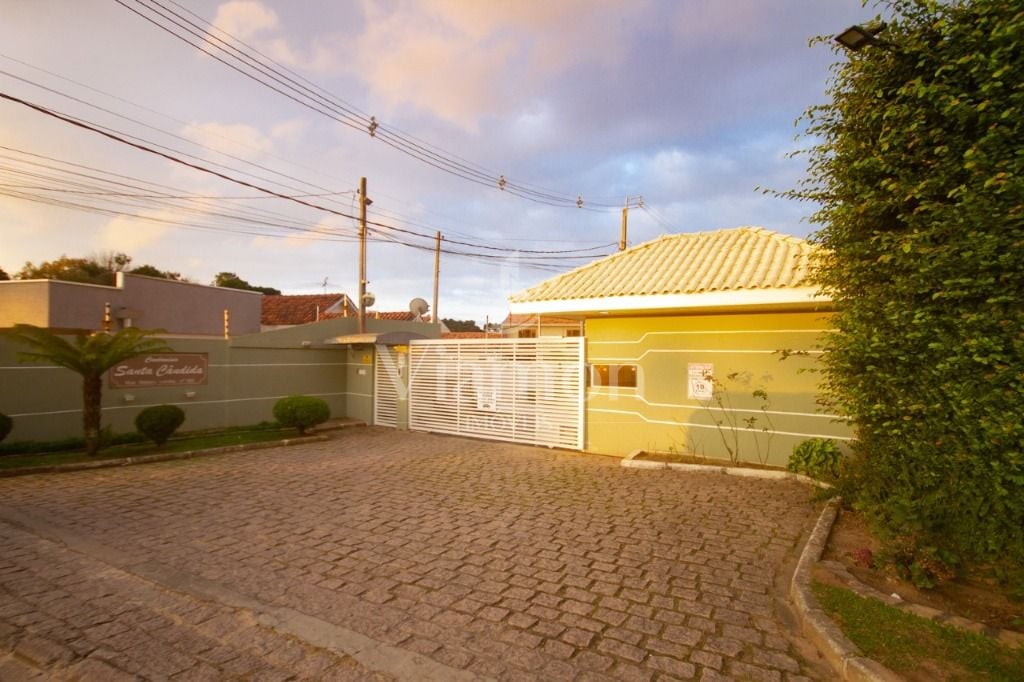 Terreno à venda, 180 m  por R  200.000,00 - Santa Cândida - Cu...