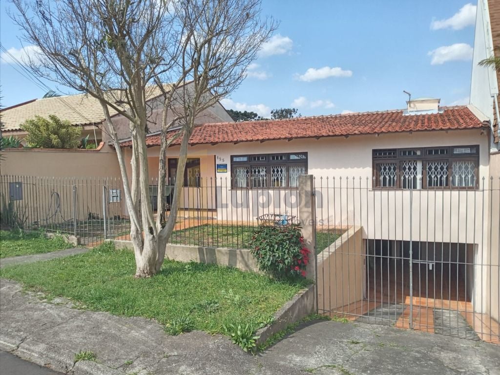 Casa com 3 quartos à venda, 228 m  por R  990.000,00 - Guabiro...
