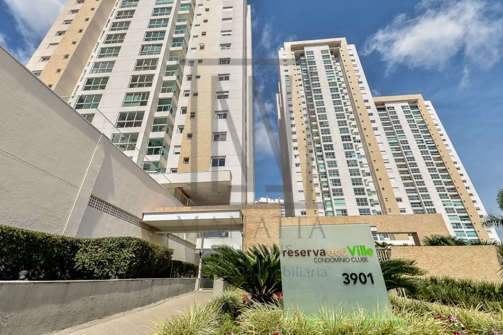 Apartamento 4 quartos à venda, 166 m  privativos, ECOVILLE, CU...