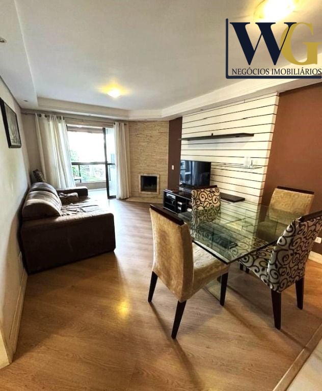 Apartamento com 3 dormitórios  1 suíte  à venda, em Vila Izabe...