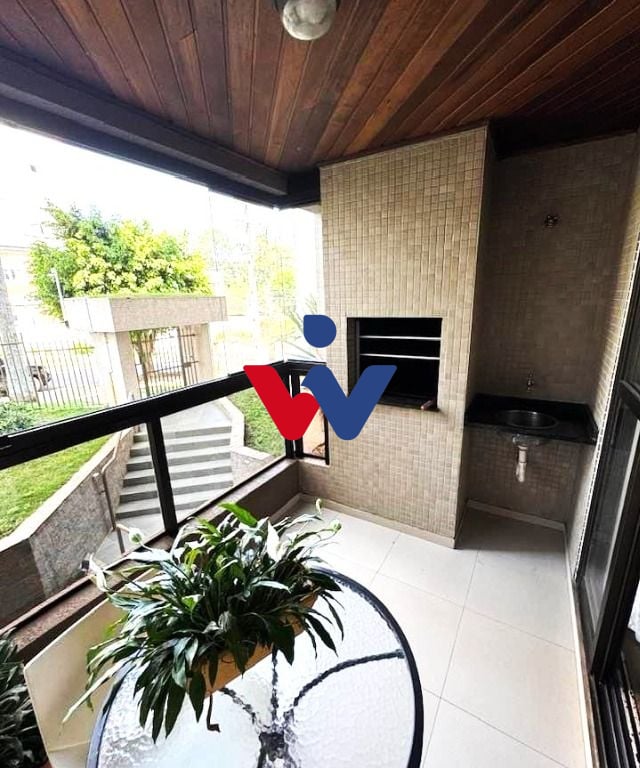 Apartamento com 3 dormitórios  1 suíte  à venda, em Vila Izabe...