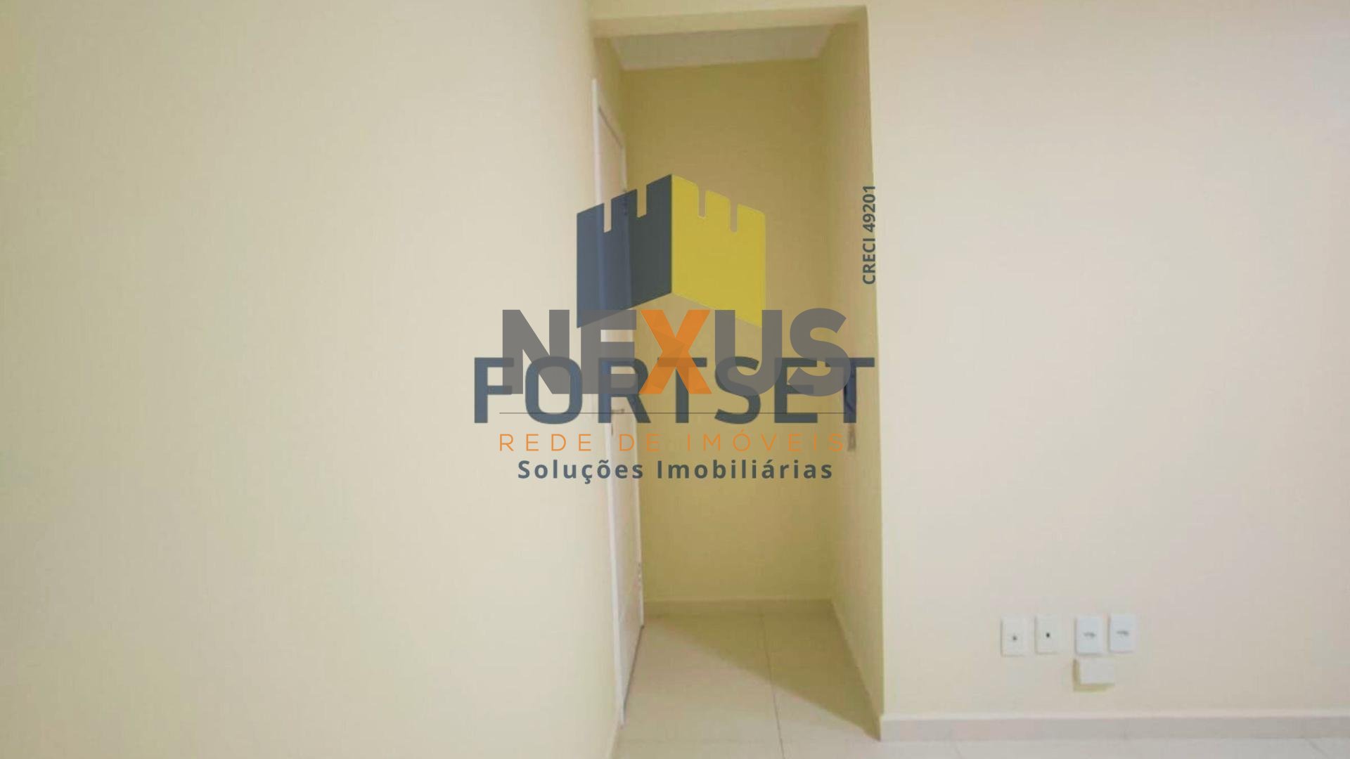 Apartamento  2 quartos com Garagem Uvaranas 189.000 PONTA GROS...