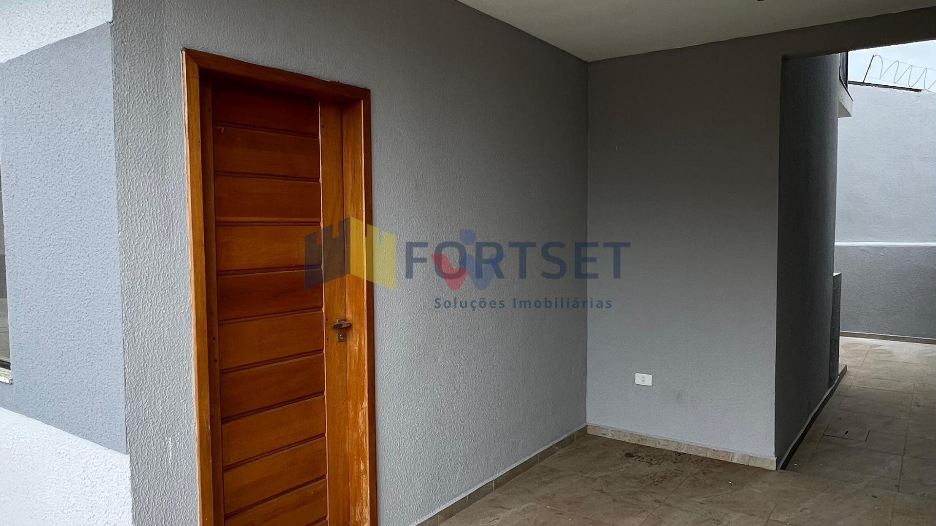Sobrado à venda 3 Quartos em Uvaranas, Ponta Grossa - PR