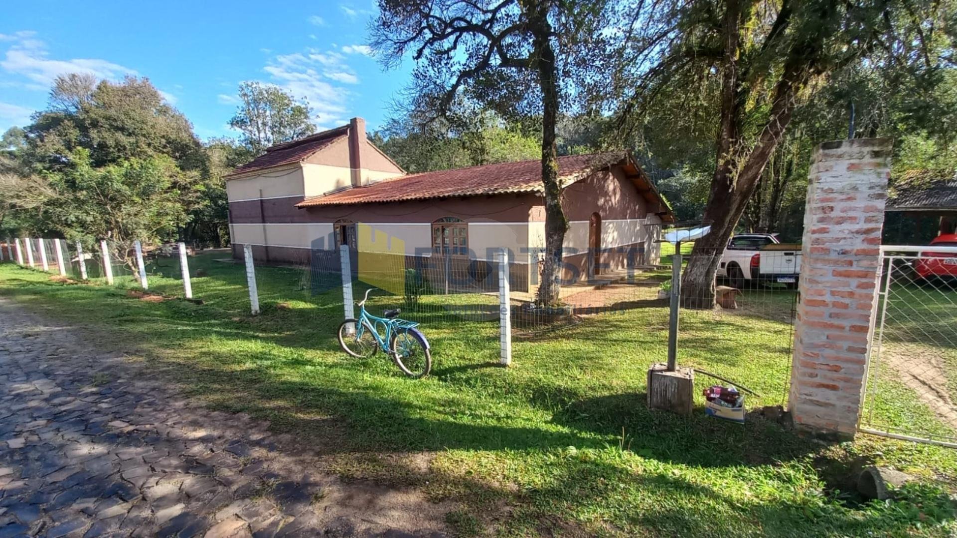 Chácara à venda, 6050m  em Guarauna , PONTA GROSSA - PR