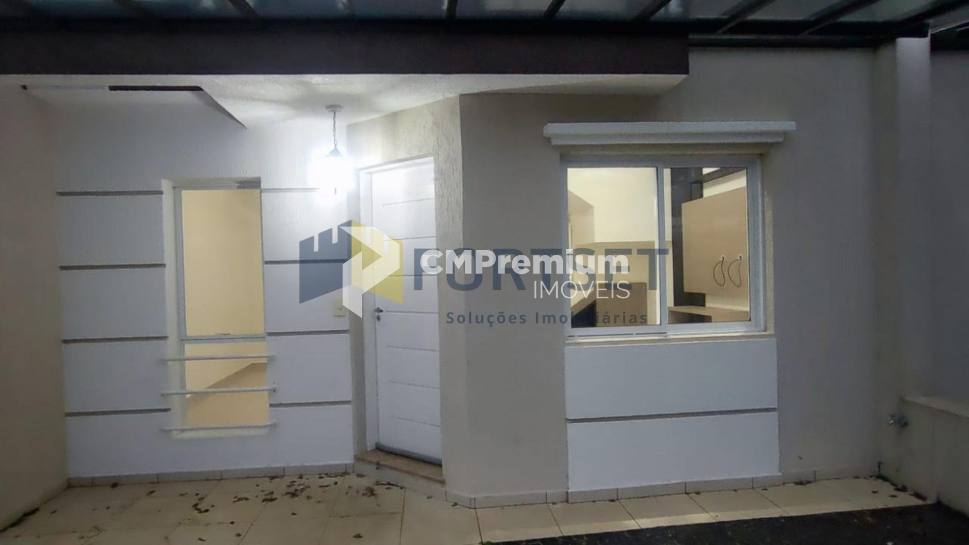 Sobrado à venda, 3 quartos com suíte Jardim Carvalho, PONTA GR...