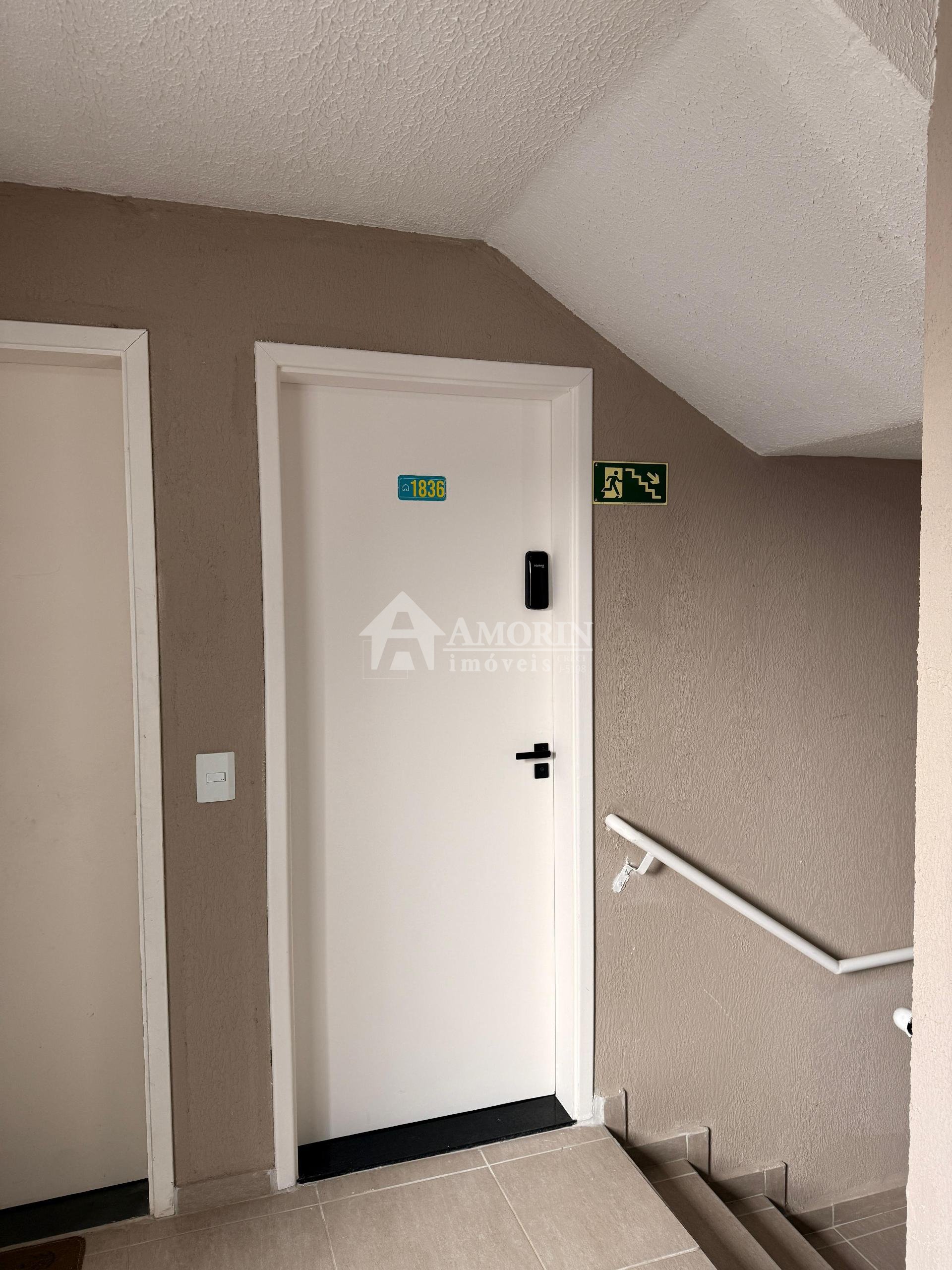 Apartamento SEMI MOBILIADO Res. Califónia, CAMPO LARGO - PR