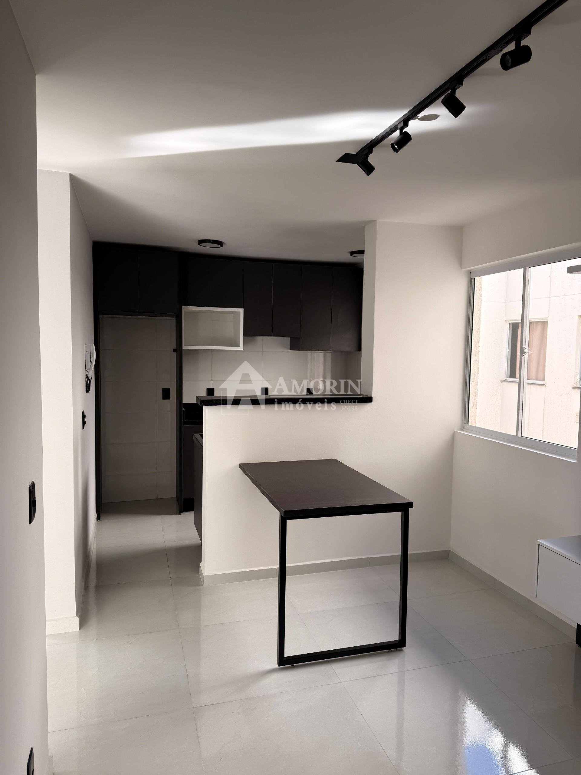 Apartamento SEMI MOBILIADO Res. Califónia, CAMPO LARGO - PR