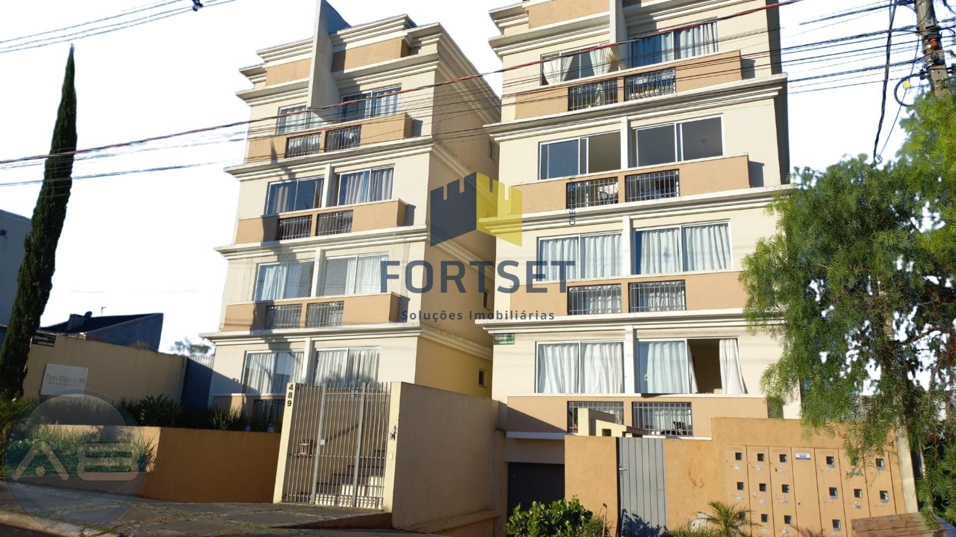 Apartamento Mobiliado à Venda  3 Dormitórios  1 Suíte , 2 Vagas