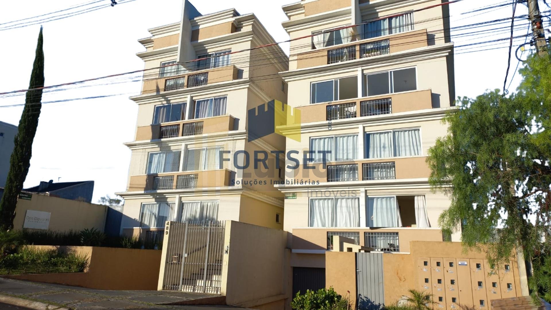 Apartamento Mobiliado à Venda  3 Dormitórios  1 Suíte , 2 Vagas