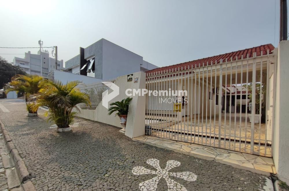 Casa 3 Quartos sendo 1 Suíte Térrea à Venda no Bairro Órfãs