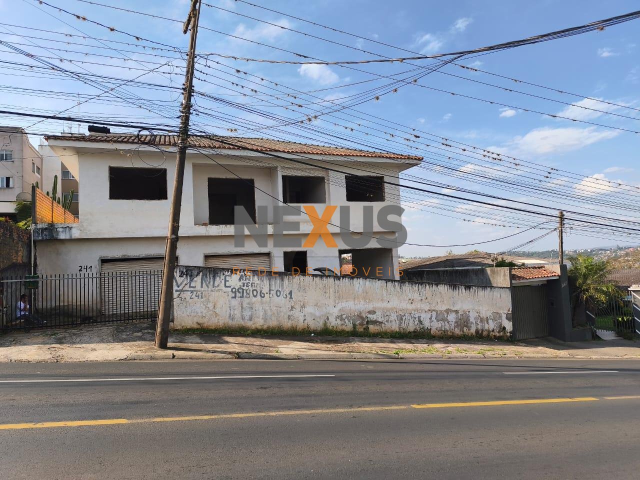 Terreno á venda em Oficinas, ótima localização medindo 1.709,3...