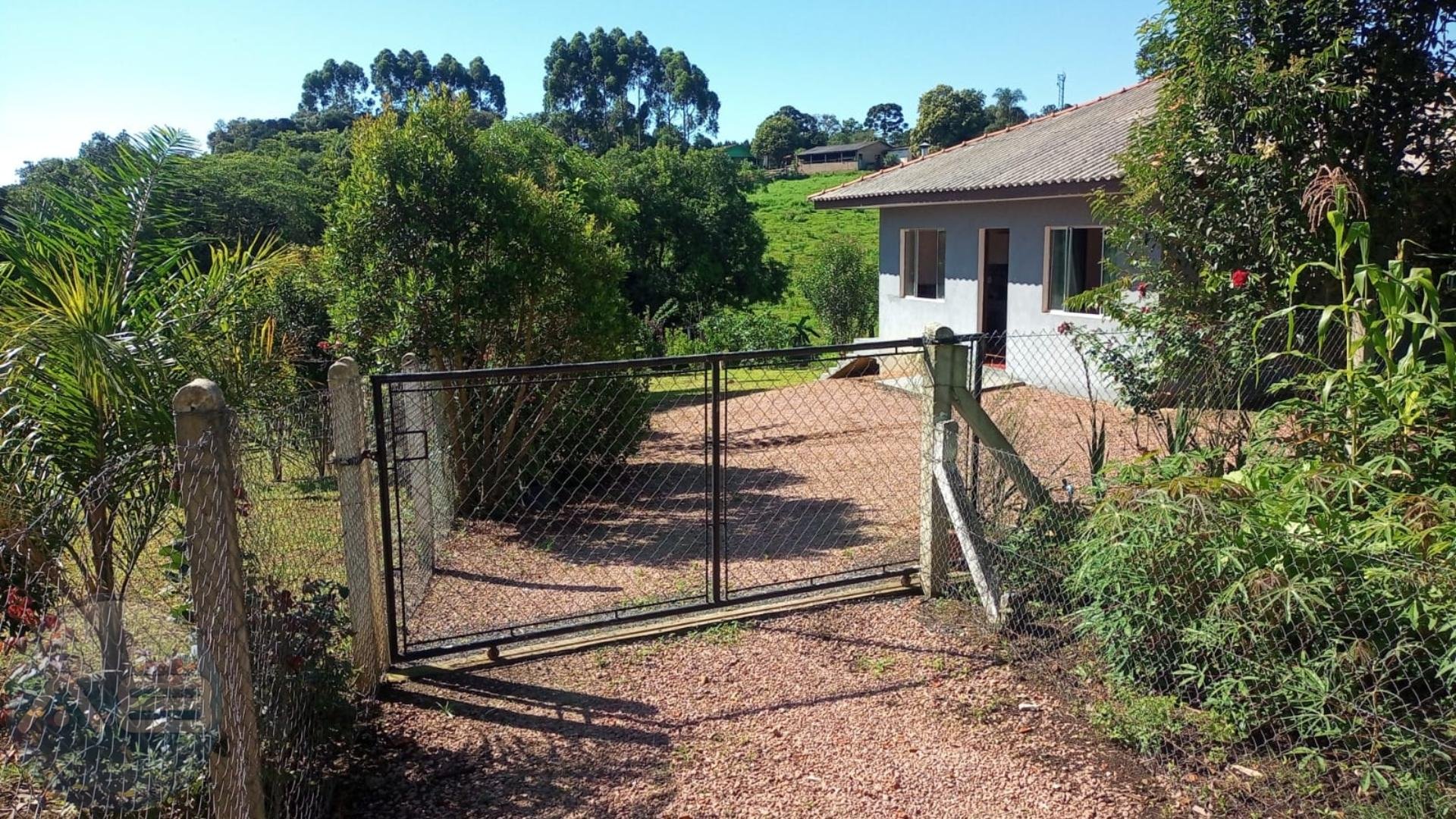 Linda Chácara a venda em Carambeí 3LITROS