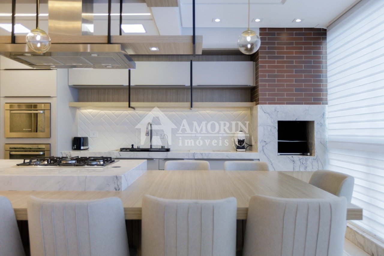 Apartamento alto padrão mobiliado - São Francisco