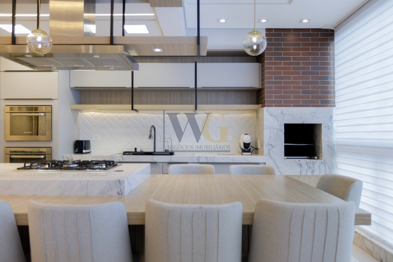 Apartamento alto padrão mobiliado - São Francisco