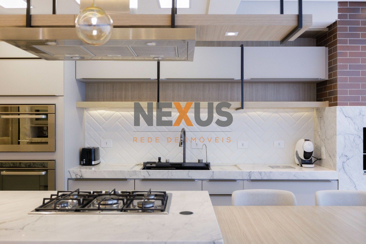 Apartamento alto padrão mobiliado - São Francisco