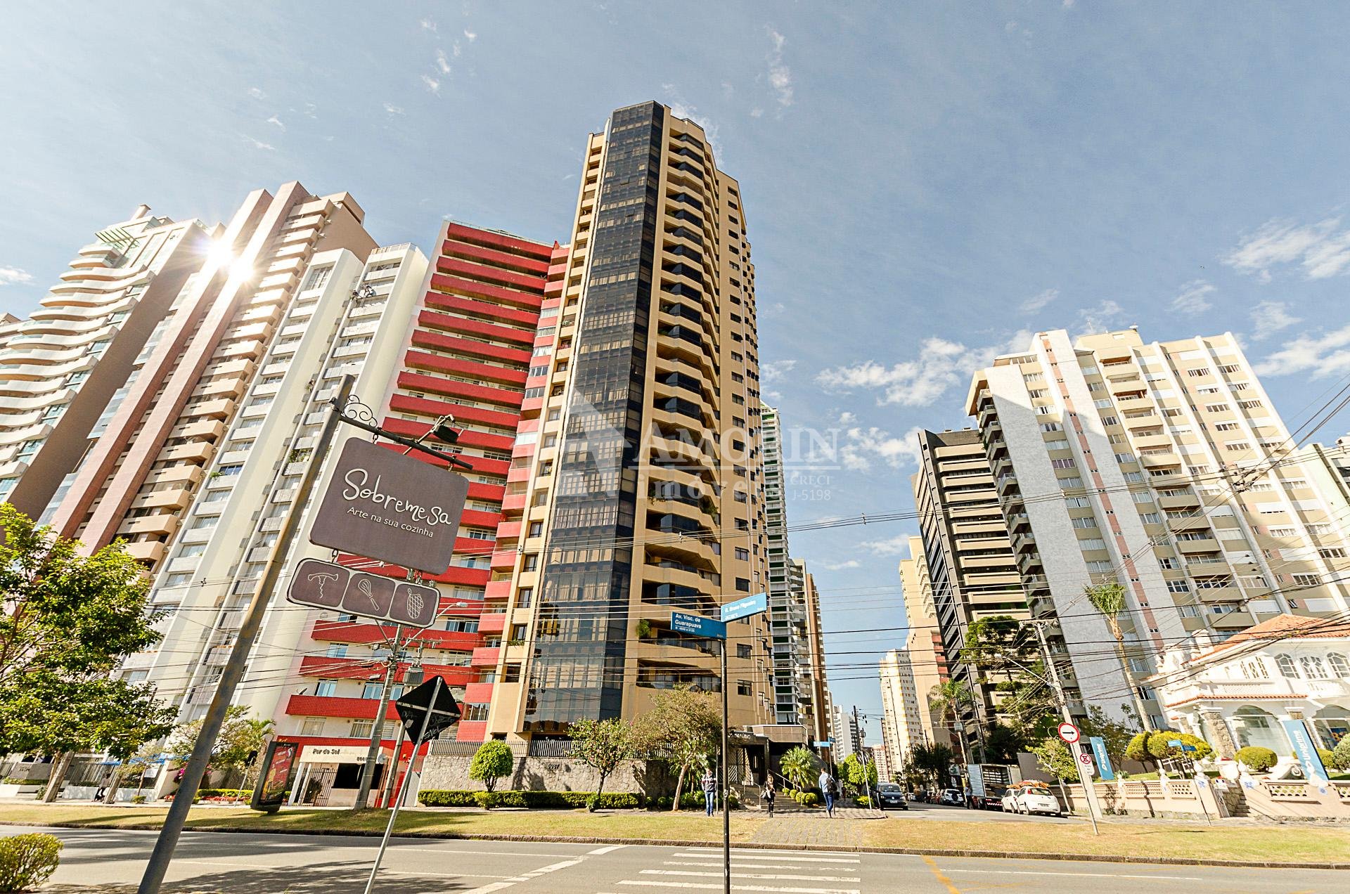 Apartamento no Edifício Danúbio no Batel um dos melhores bairr...