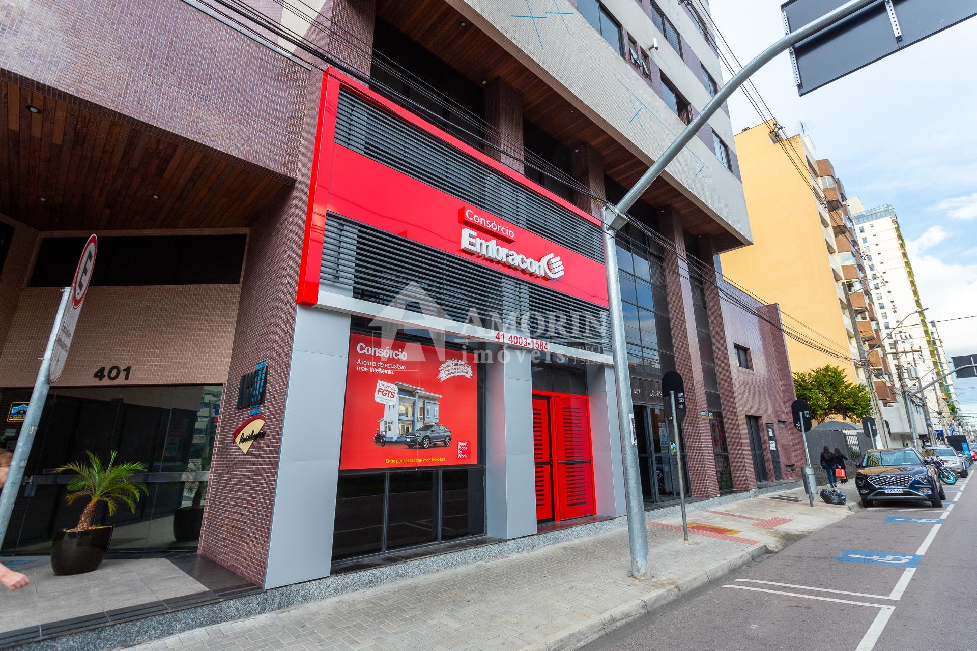 Loja à venda,77.26 m , Centro, CURITIB área privativa de 55,95 m 