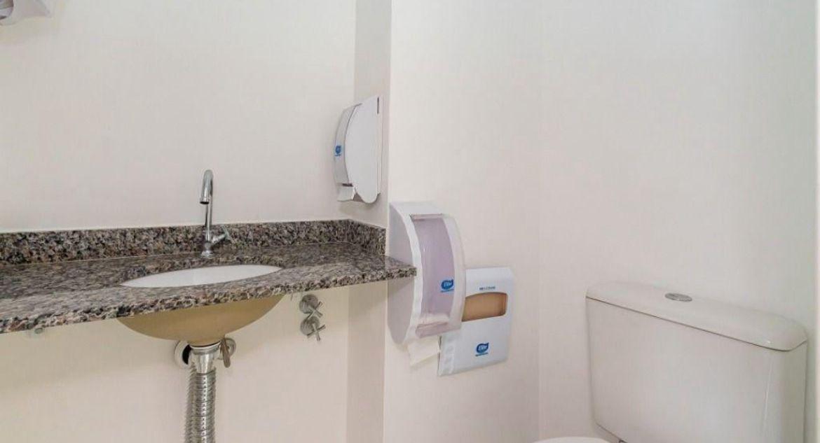 Sala comercial com 22 m  de área útil, localizada na região ce...