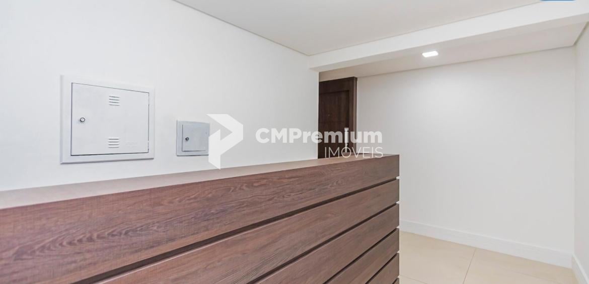 Sala comercial à venda no coração do Centro de Curitiba com 43m 