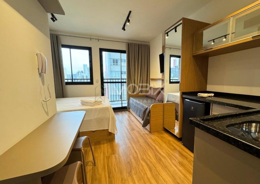 Studio 25,18 m  com Sacada no Ibiza Unique Home, Centro de Cur...