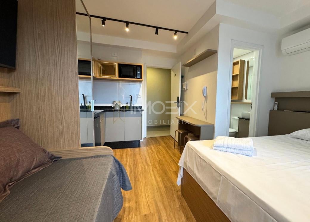 Studio 25,18 m  com Sacada no Ibiza Unique Home, Centro de Cur...