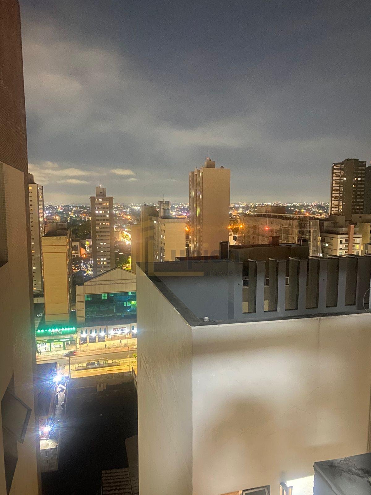 Apartamento no 21  andar com vista deslumbrante  Centro de Cu...