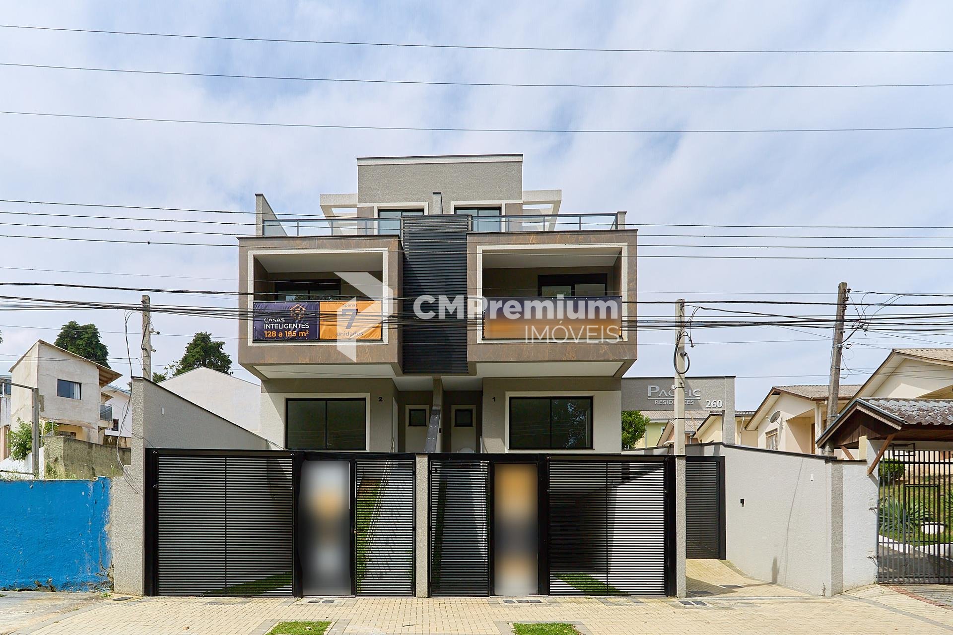 Sobrado à venda, em condomínio de 128m  Bairro Mercês, CURITIB...