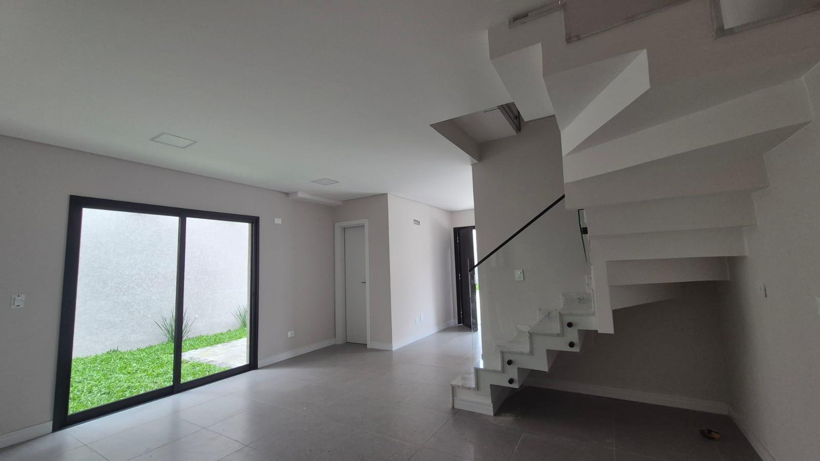 Sobrado em Condomínio à venda, Boa Vista, com 94m  CURITIBA - PR