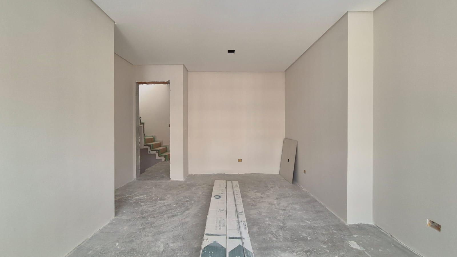 Sobrado 03 quartos com suite no Bairro Água Verde com 166m 