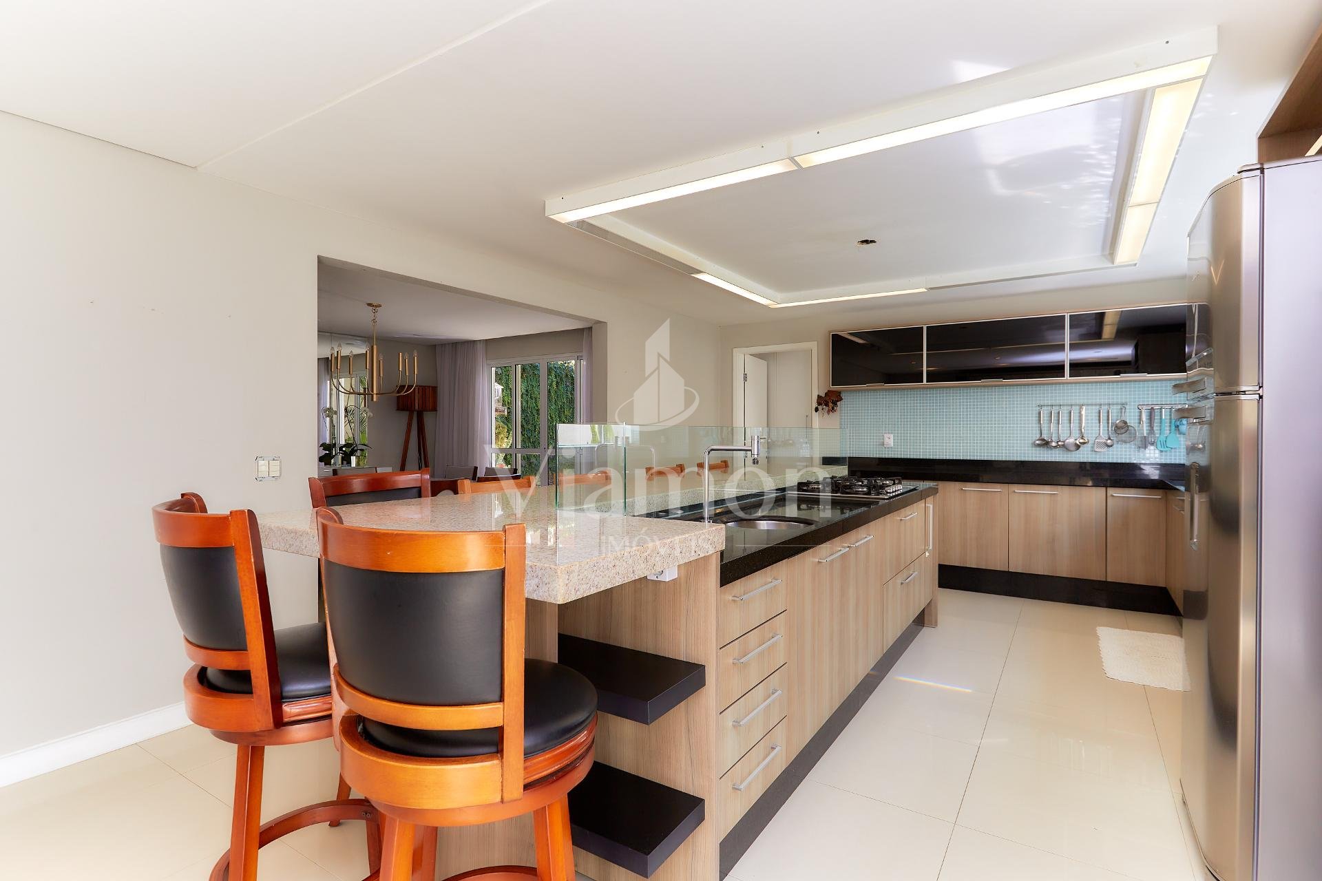 Casa no barreirinha com 352m  de frente pra rua sem saída Curi...