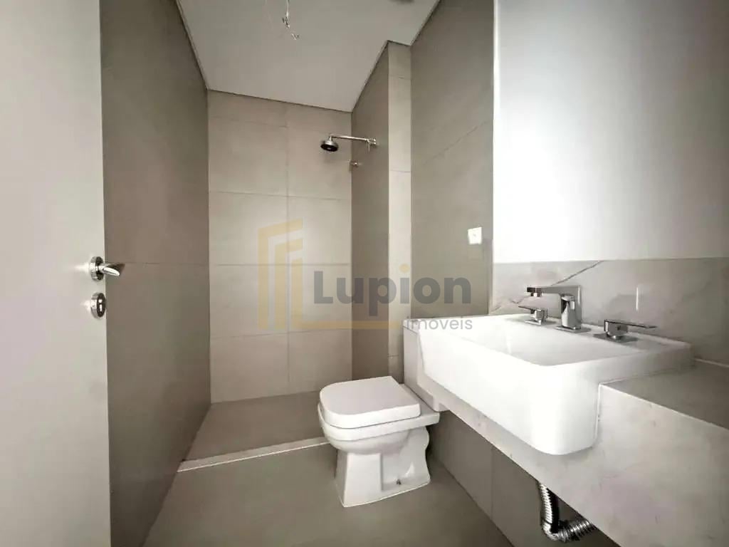 Apartamento à venda, Bairro Bigorrilho com 158m  CURITIBA - PR