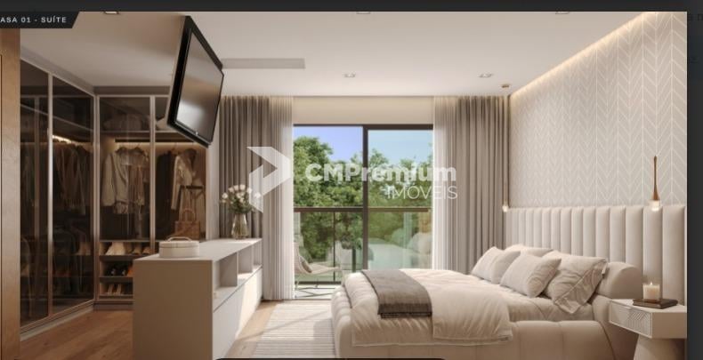 Sobrado  Triplex em Condomínio no Bairro Alto  com 144,10 m .