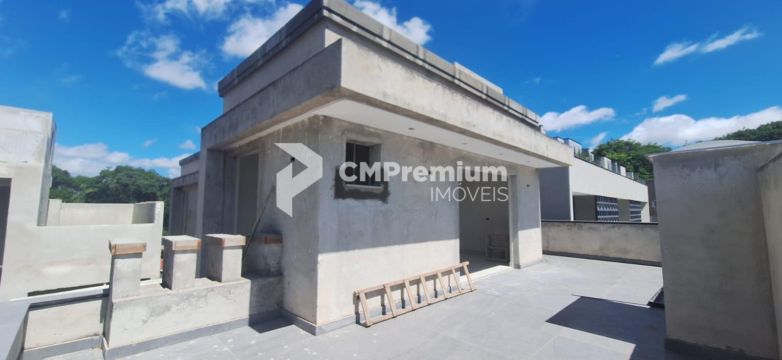 Sobrado  à venda, de 208,48 m   no Cristo Rei, CURITIBA - PR