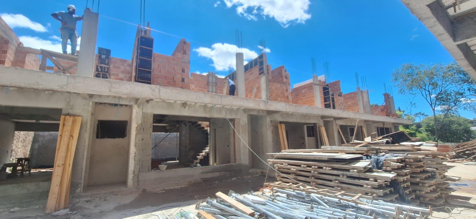 Casa em Condomínio Alto Padrão com 247,19m . Curitiba - PR