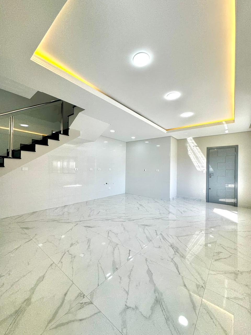 Abaixo triplex da esquina EXCELENTES SOBRADOS TRIPLEX DE ALTO ...