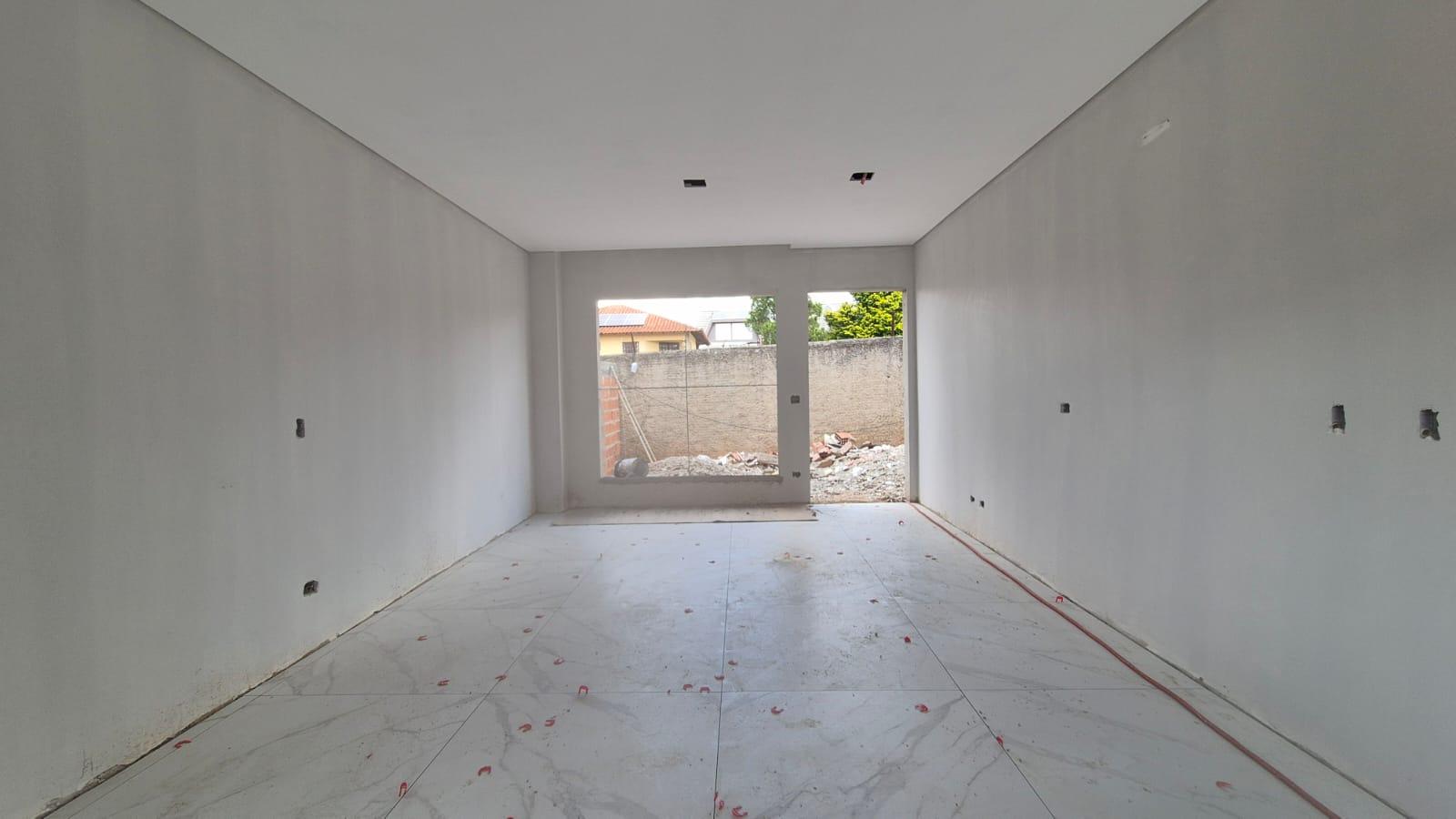 Sobrado de frente para rua com 3 Quartos Santa Felicidade 122m 