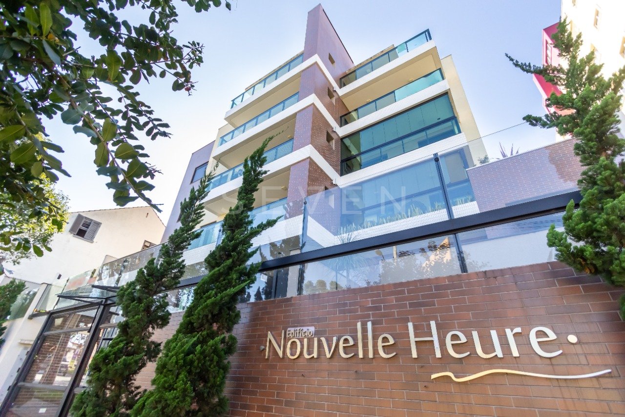 Apartamento alto padrão mobiliado - São Francisco