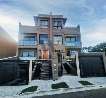 Unidade 3 - de frente para a rua -  Área Externa Privativa e A...