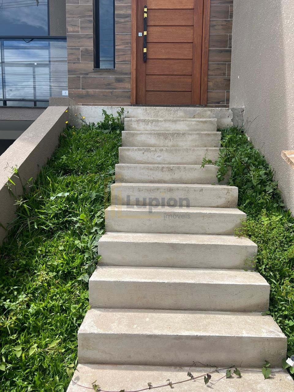 Unidade 3 - de frente para a rua -  Área Externa Privativa e A...