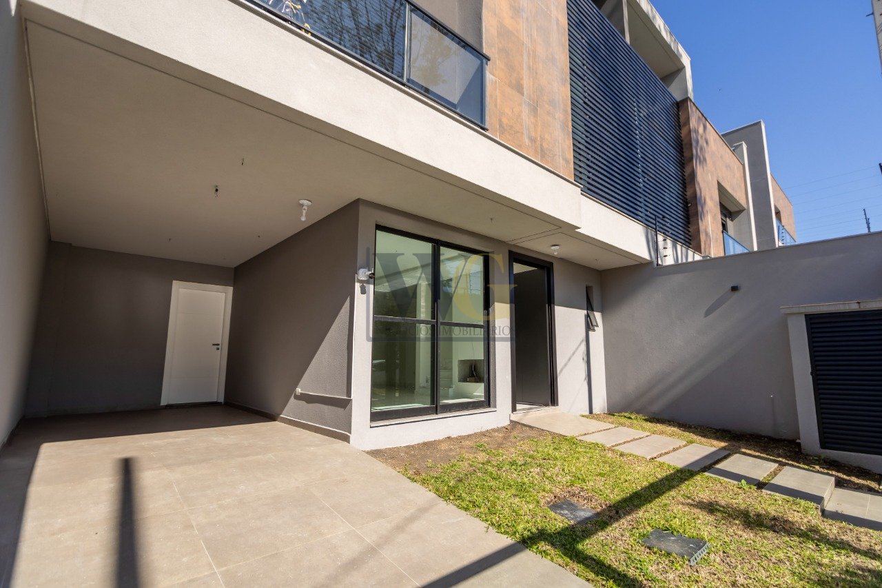 Triplex no Agua Verde