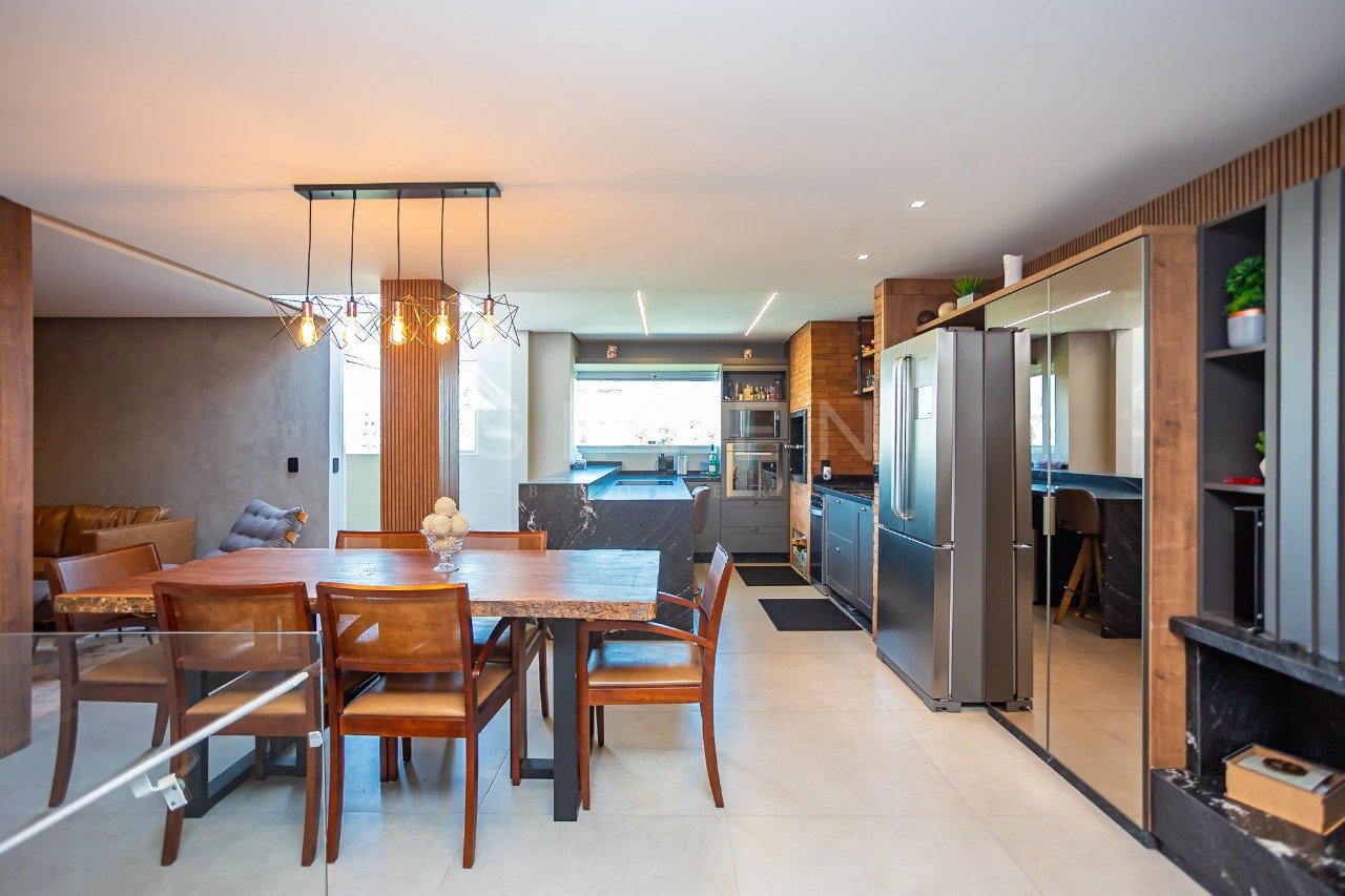 Cobertura duplex mobiliada