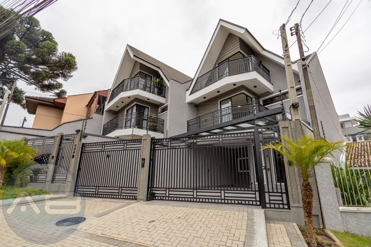 TRIPLEX ALTO PADRÃO - VISTA ALEGRE