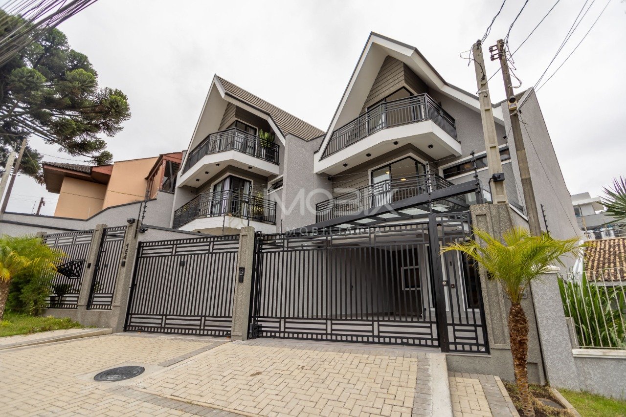 TRIPLEX ALTO PADRÃO - VISTA ALEGRE