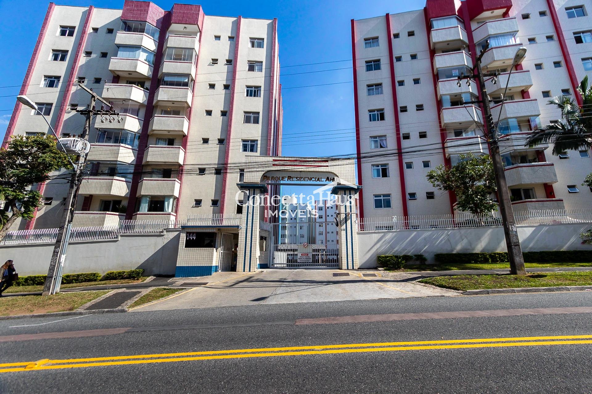 Apartamento mobiliado 03 quartos com suíte à venda, Cabral, CU...