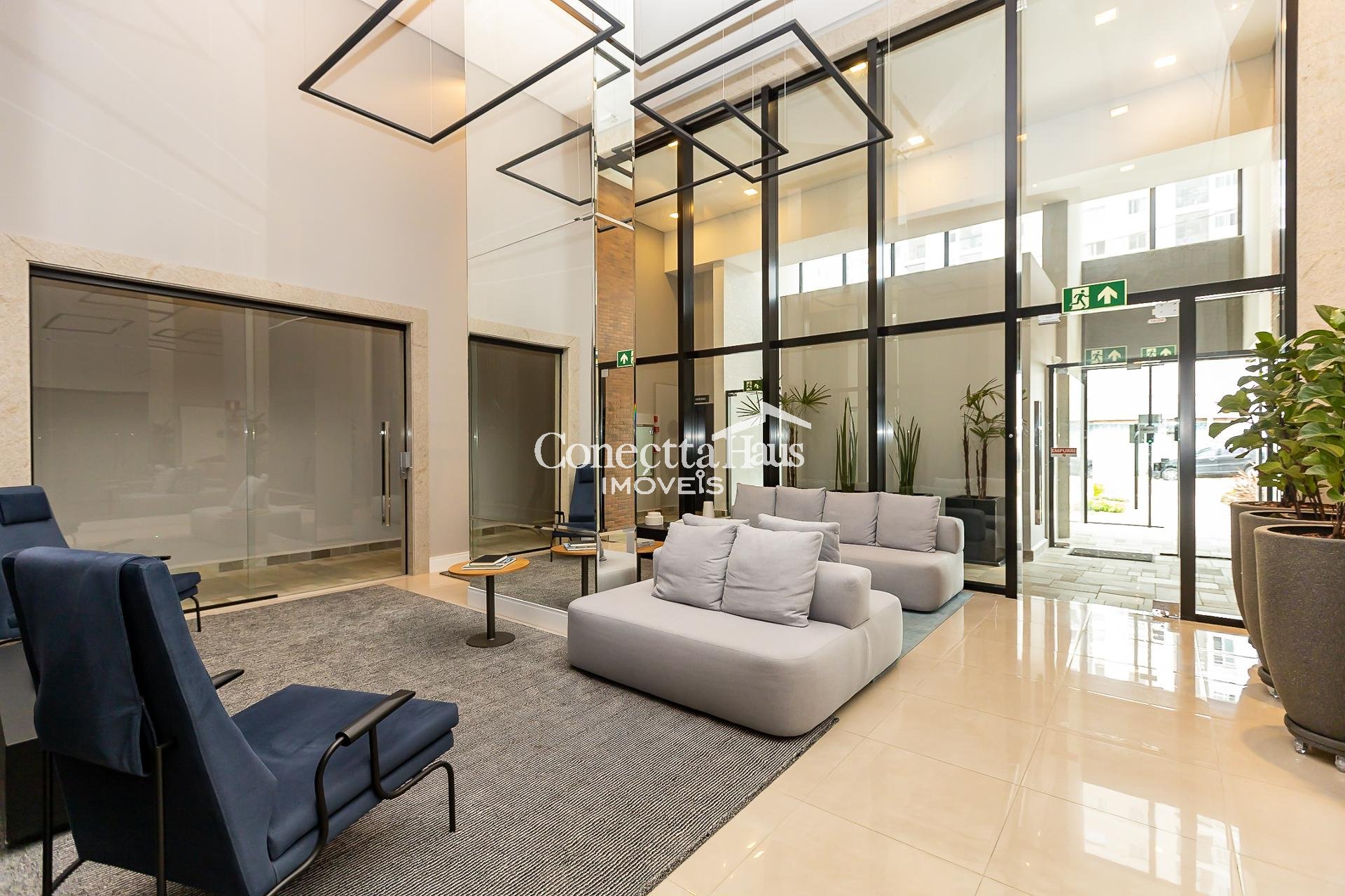 Apartamento 2 quartos semi-mobiliado à venda, por R  655.000,0...