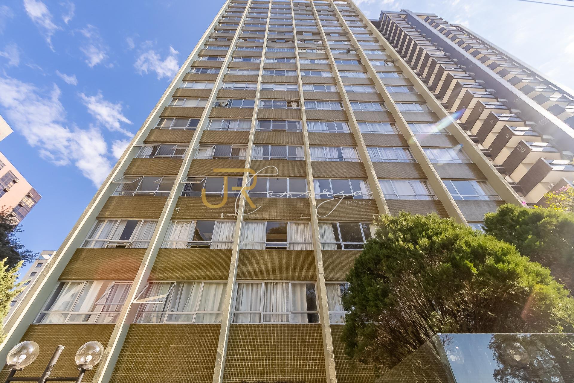 Apartamento à venda, 3 quartos com suíte em frente a praça da ...