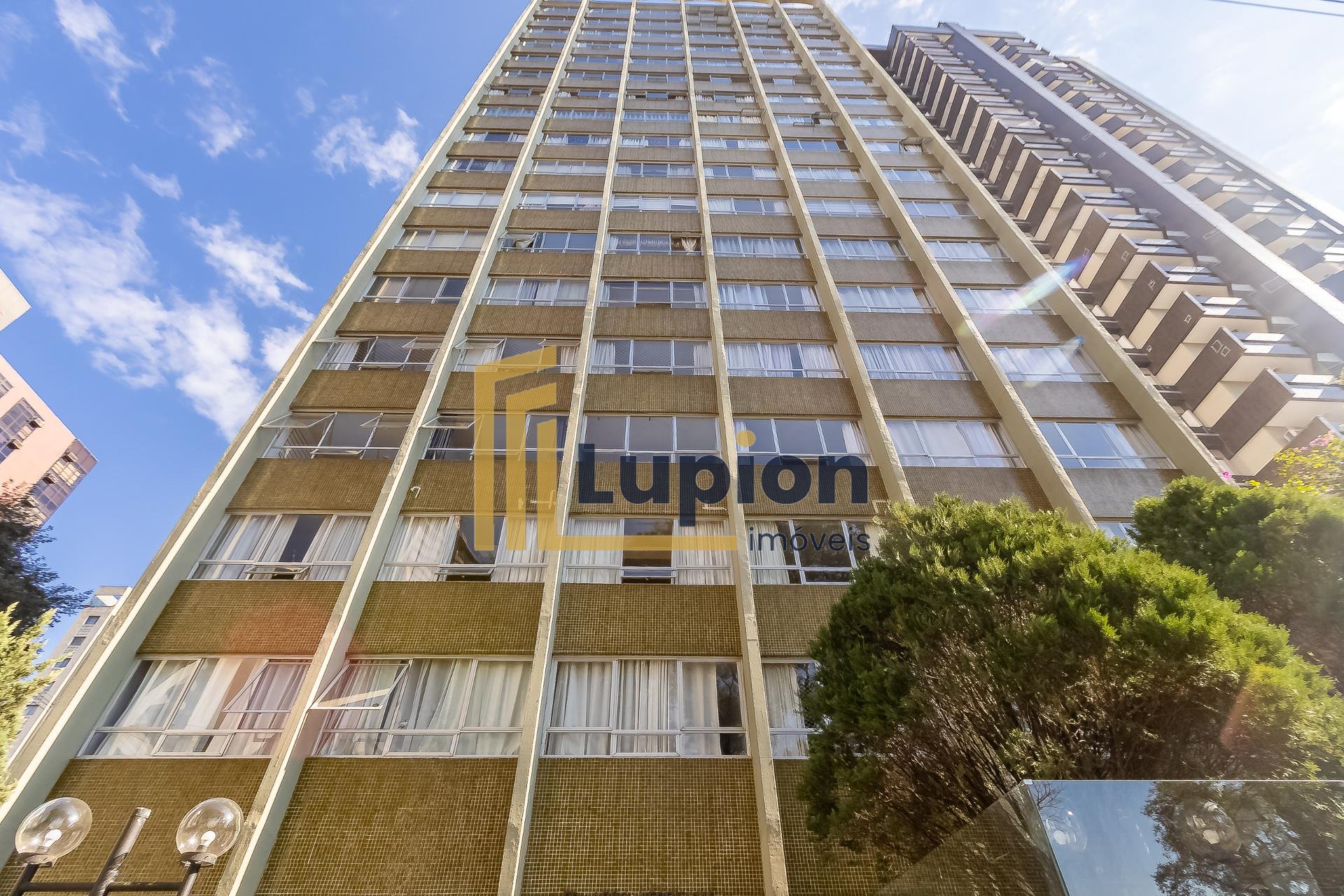Apartamento à venda, 3 quartos com suíte em frente a praça da ...
